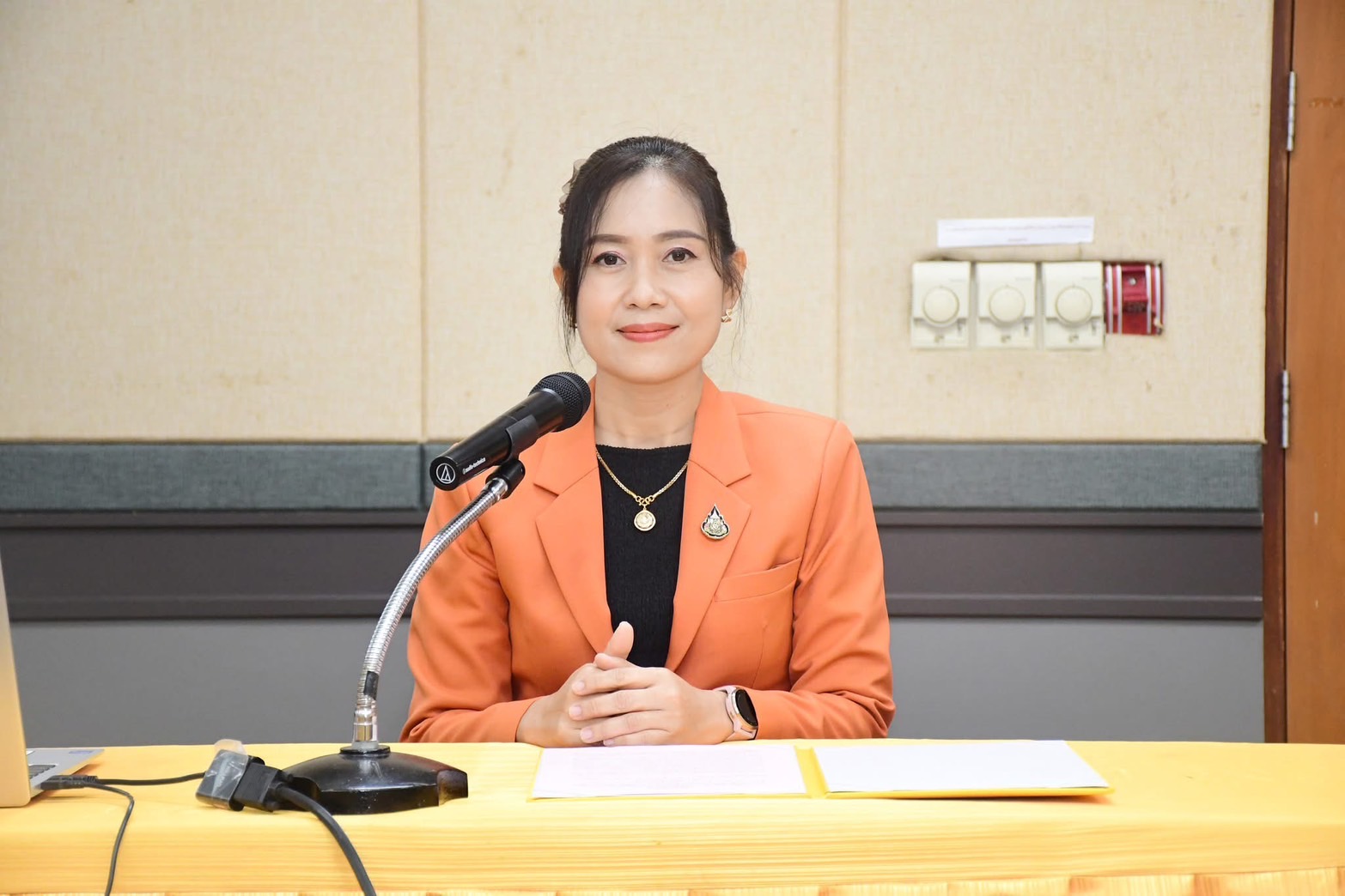 สพป.ฉะเชิงเทรา เขต 1 เปิดโครงการอบรมเชิงปฏิบัติการถอดบทเรียน (SWOT Analysis) เพื่อยกระดับคุณภาพการศึกษา ผู้บริหาร ศึกษานิเทศก์