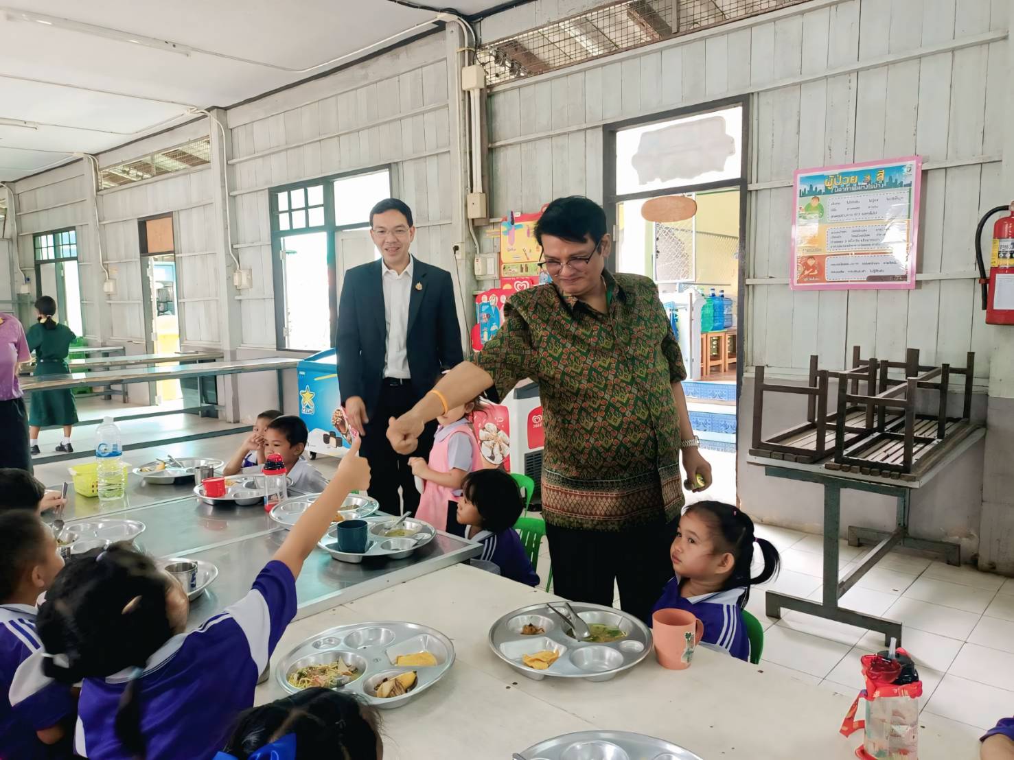 สพป.ฉะเชิงเทรา เขต 1 ลงพื้นที่เยี่ยมโรงเรียนวัดราษฎร์ศรัทธาทำ