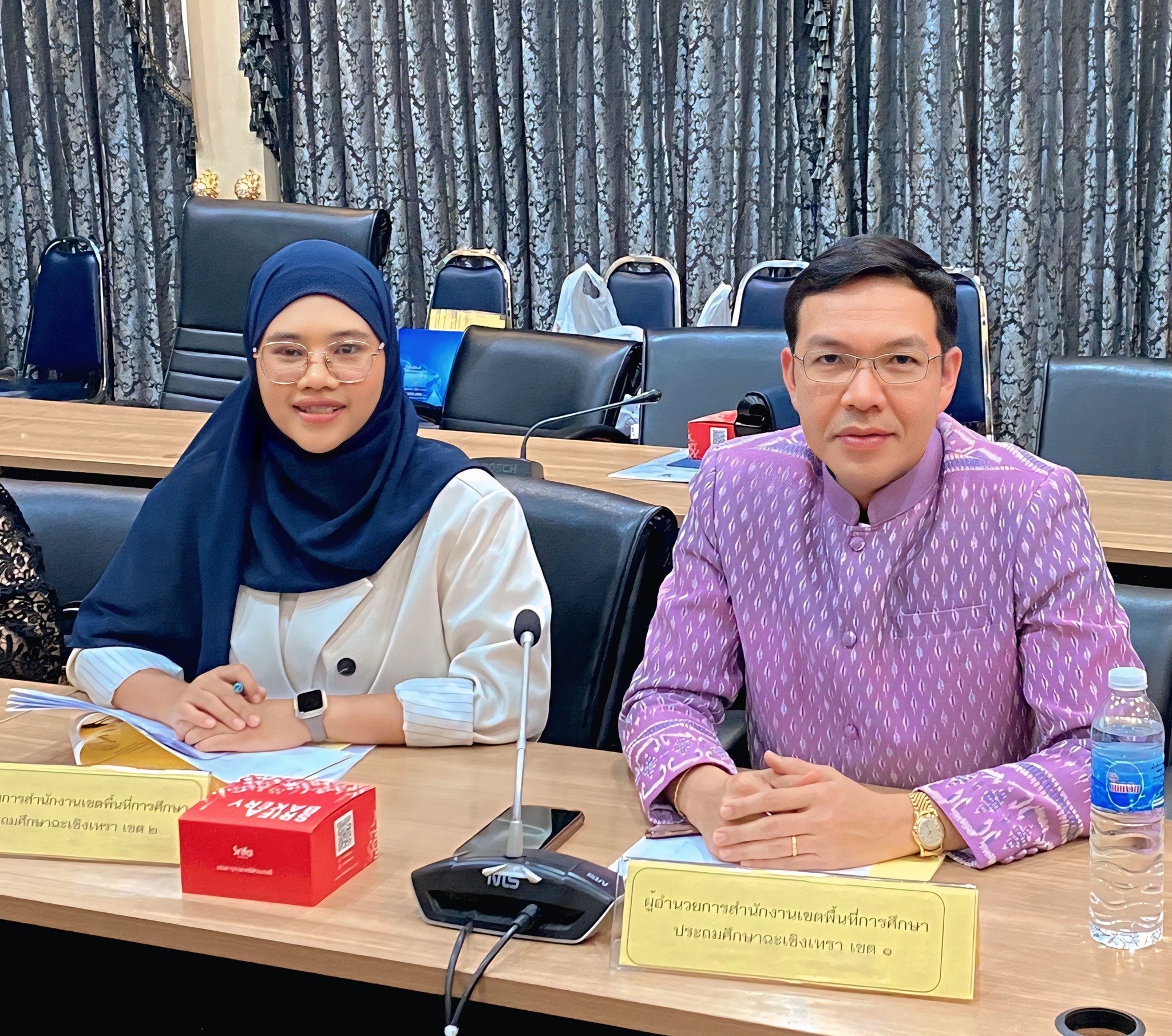 สพป.ฉะเชิงเทรา เขต 1 เข้าร่วมการประชุมการดำเนินงานทุนการศึกษามูลนิธิร่วมจิตต์น้อมเกล้าฯ เพื่อเยาวชน ในพระบรมราชินูปภัมภ์