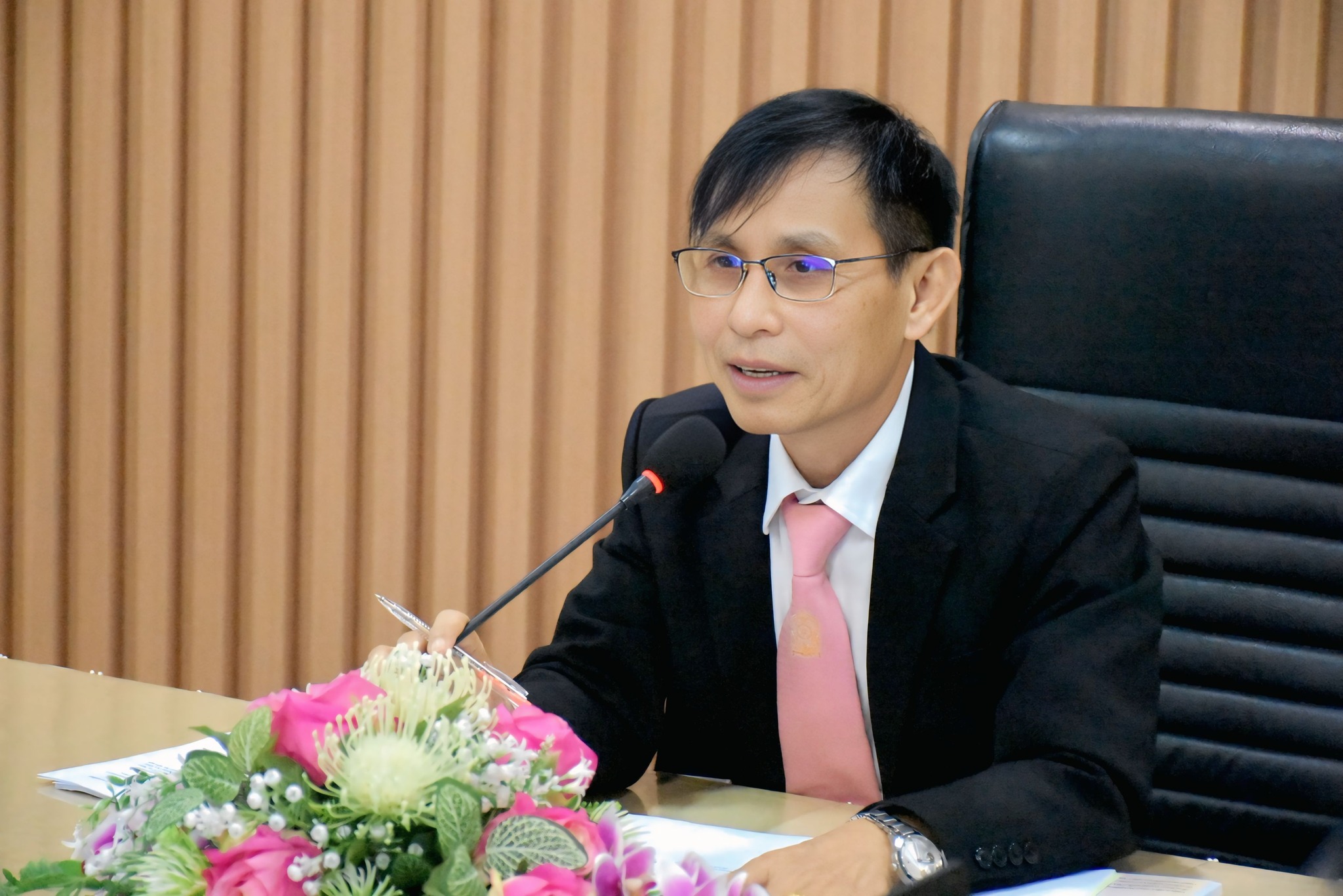 สพป.ฉะเชิงเทรา เขต 1 ประชุมคณะกรรมการ อ.ก.ค.ศ. เขตพื้นที่การศึกษา ครั้งที่ 7/2568 