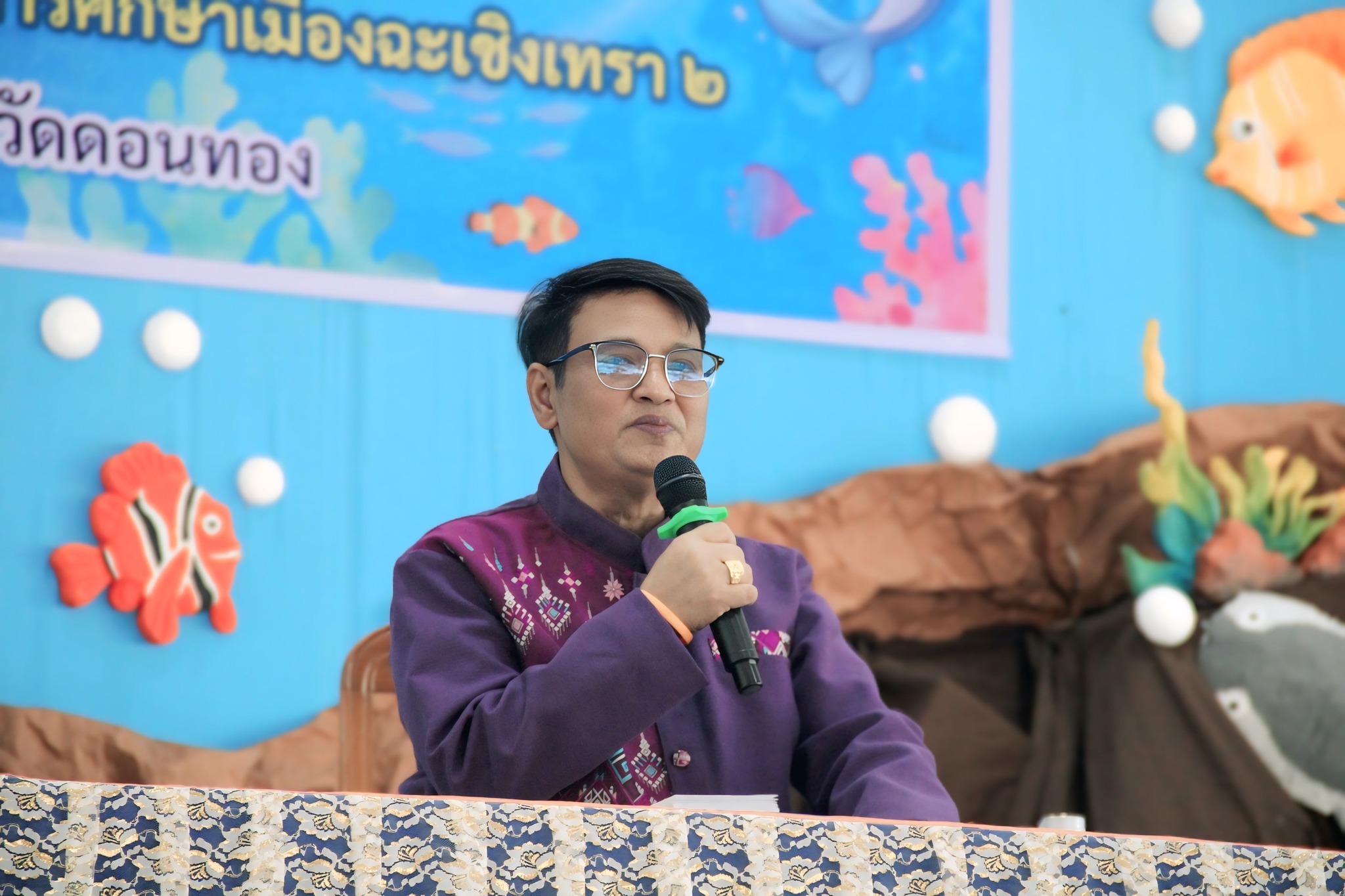 ผอ.สพป.ฉะเชิงเทรา เขต 1 ลงพื้นที่พบปะครูและบุคลากรทางการศึกษา กลุ่มเครือข่ายพัฒนาคุณภาพการศึกษาเมืองฉะเชิงเทรา 2 ในโครงการ "ผอ.เขต พบเพื่อนครู"
