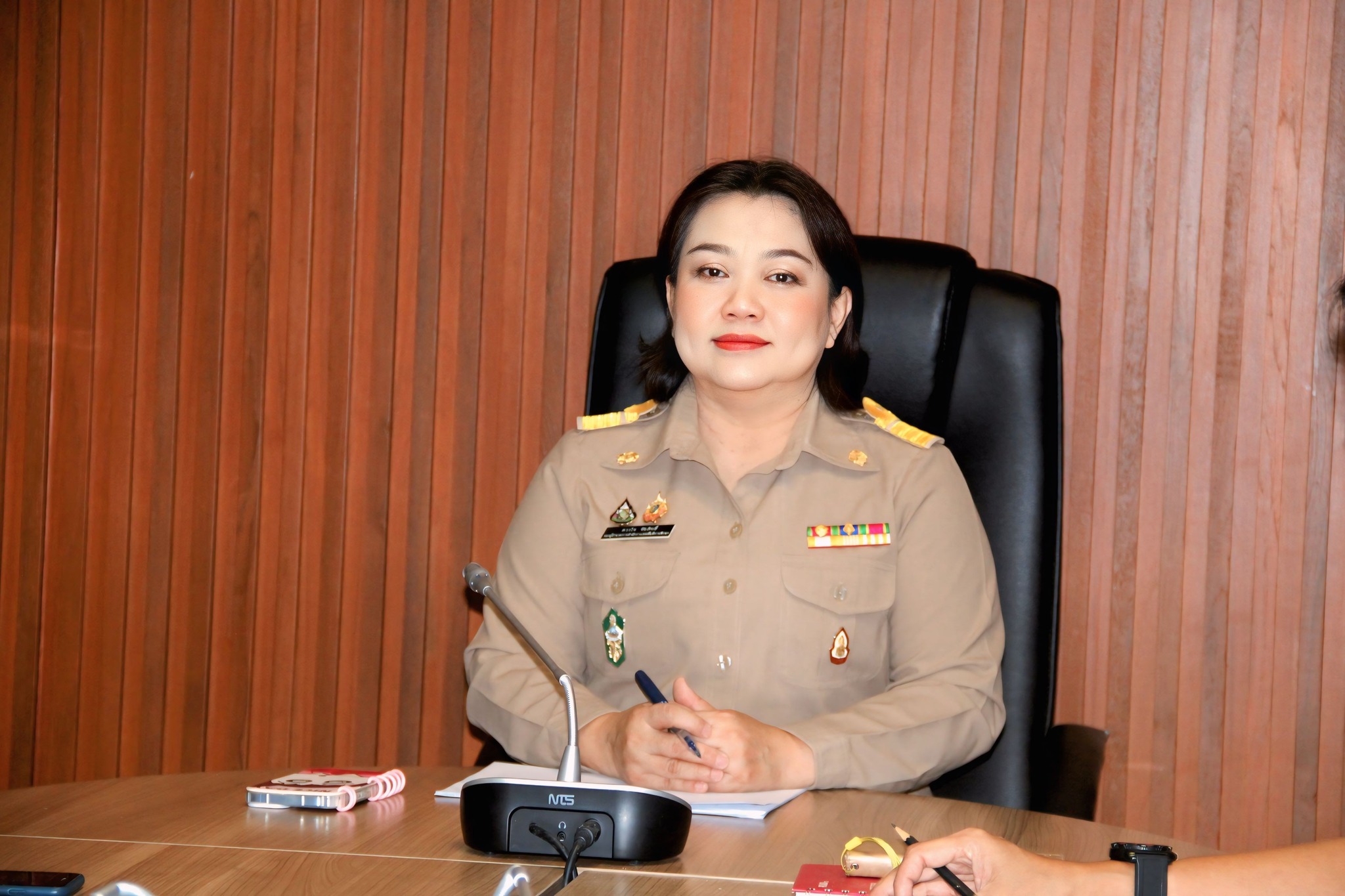 สพป.ฉะเชิงเทรา เขต 1 ได้จัดการประชุมเพื่อขับเคลื่อนและประเมินผลการดำเนินงานตามแนวทาง "การประเมินระดับคุณภาพโรงเรียน 7 มิติ" 