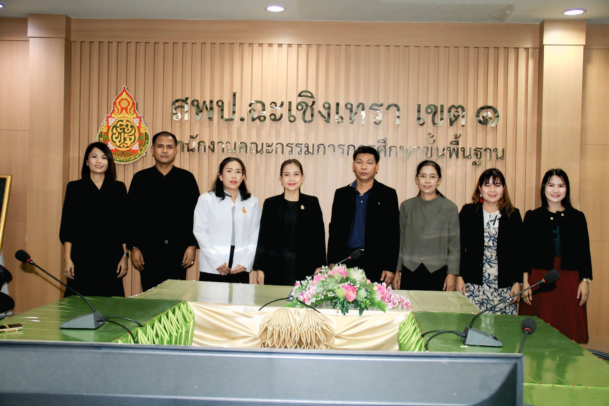 คณะผู้บริหารสถานศึกษาในสังกัด กลุ่มเครือข่ายพัฒนาคุณภาพการศึกษาเมือง 1 ร่วมเข้าพบปะคณะผู้บริหารระดับเขตพื้นที่ฯ เพื่ออวยพรและขอพรเนื่องในเทศกาลวันขึ้นปีใหม่ พ.ศ. 2569