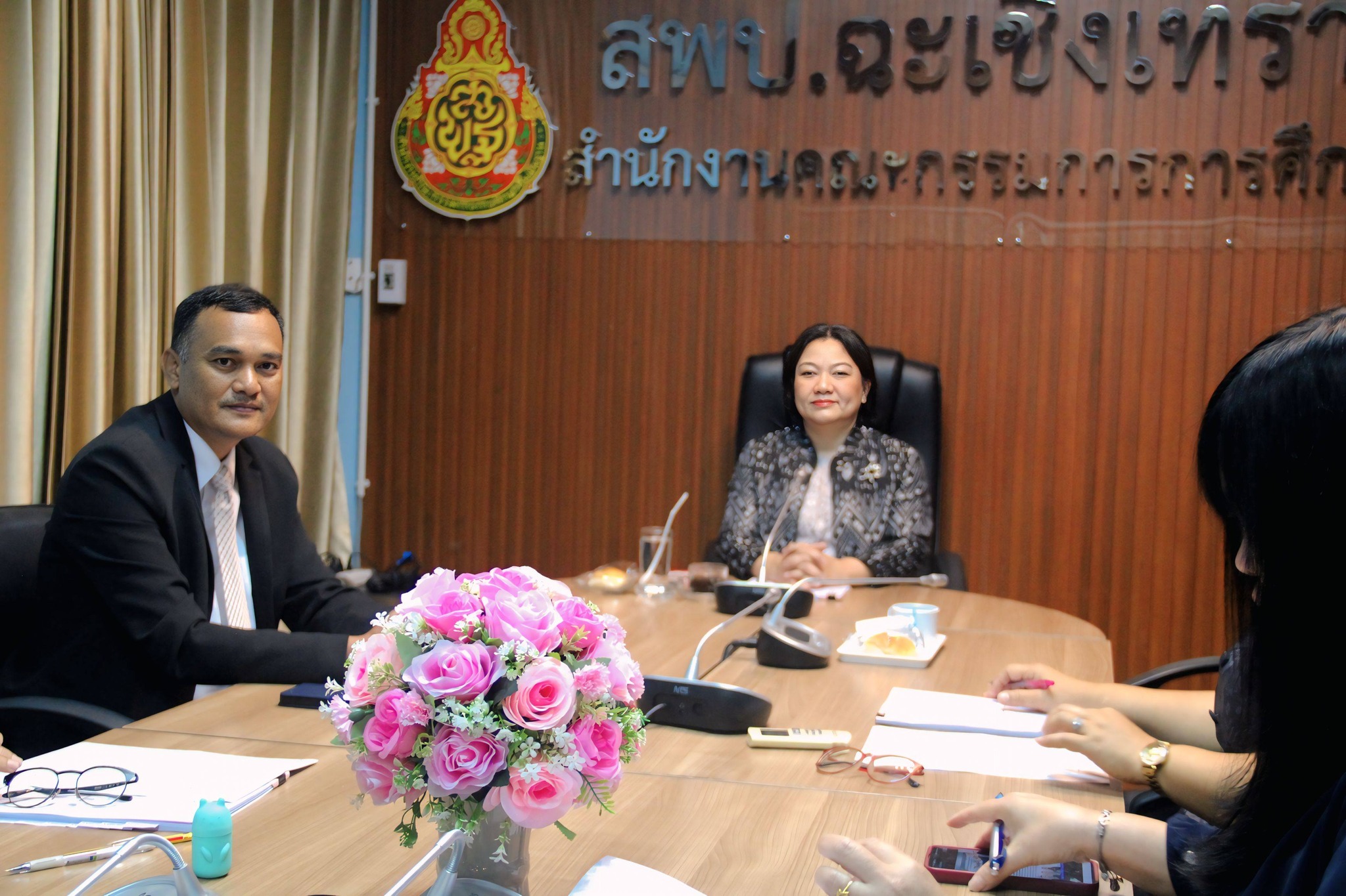 นางดวงใจ ชัยสิทธิ์ รอง ผอ.สพป.ฉะเชิงเทรา เขต 1 เป็นประธานประชุมกลั่นกรองงบโภชนาการปี 2569 มุ่งเน้นความโปร่งใสและสุขภาวะที่ดีของนักเรียน
