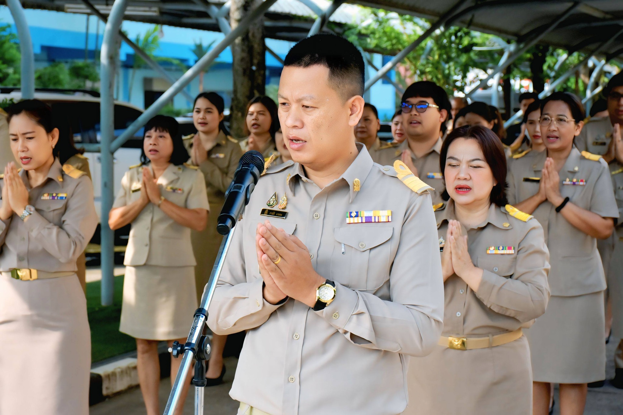 สพป.ฉะเชิงเทรา เขต 1 จัดกิจกรรมเคารพธงชาติ เสริมสร้างความรักชาติและสามัคคีในองค์กร