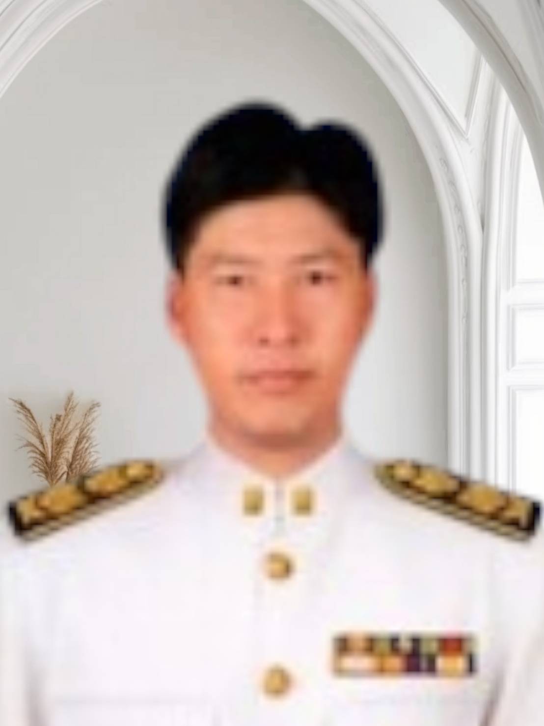 นายเทอมศักดิ์ วัฒนเหลืองอรุณ